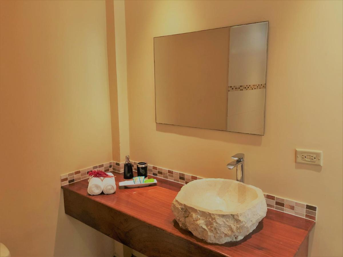 Sol Y Sombra Bed and Breakfast Μπόκας ντελ Τόρο Δωμάτιο φωτογραφία