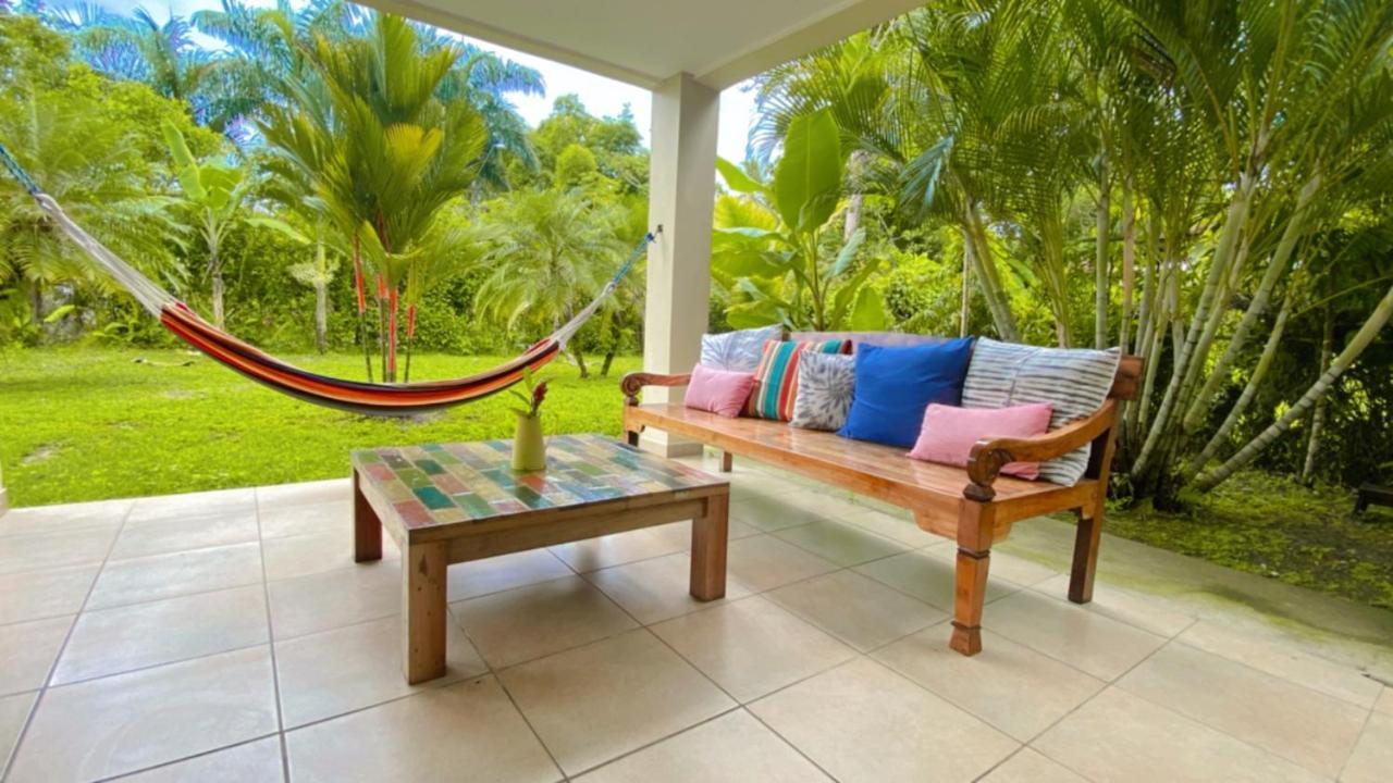 Sol Y Sombra Bed and Breakfast Μπόκας ντελ Τόρο Εξωτερικό φωτογραφία
